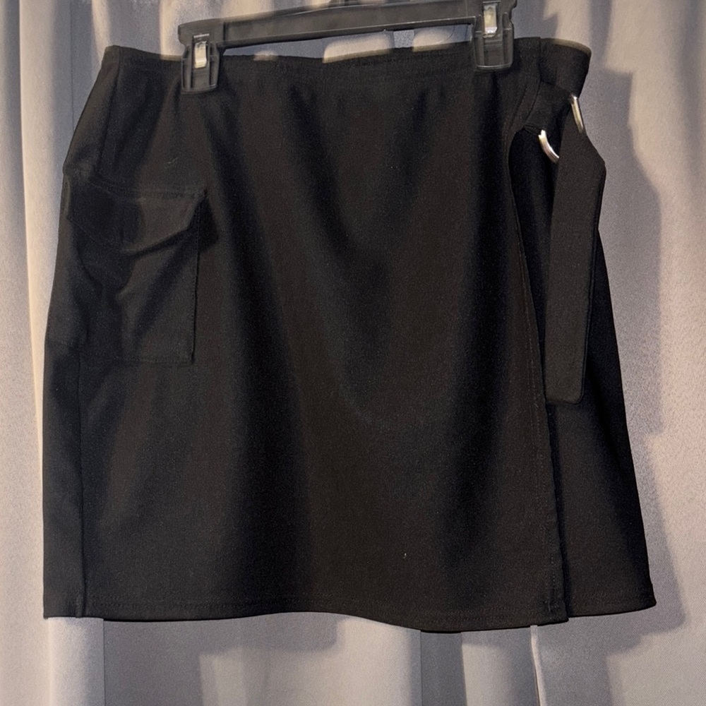 Black Cargo Skirt With Belt